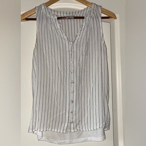 Women’s button down tank top